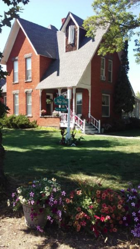 The Mays Place Bed and Breakfast